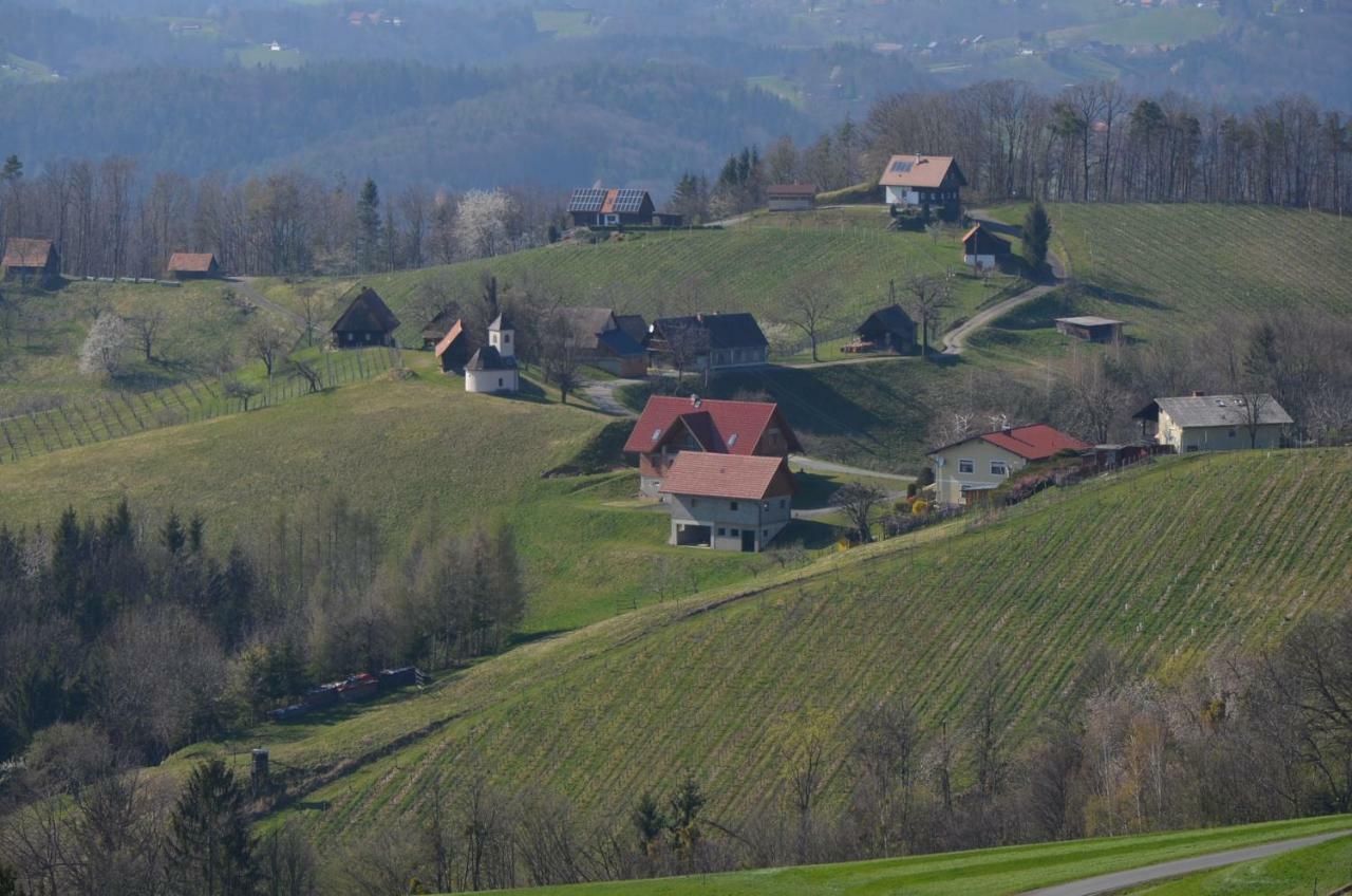 Kroell-Hube Villa Sankt Johann im Saggautal Buitenkant foto